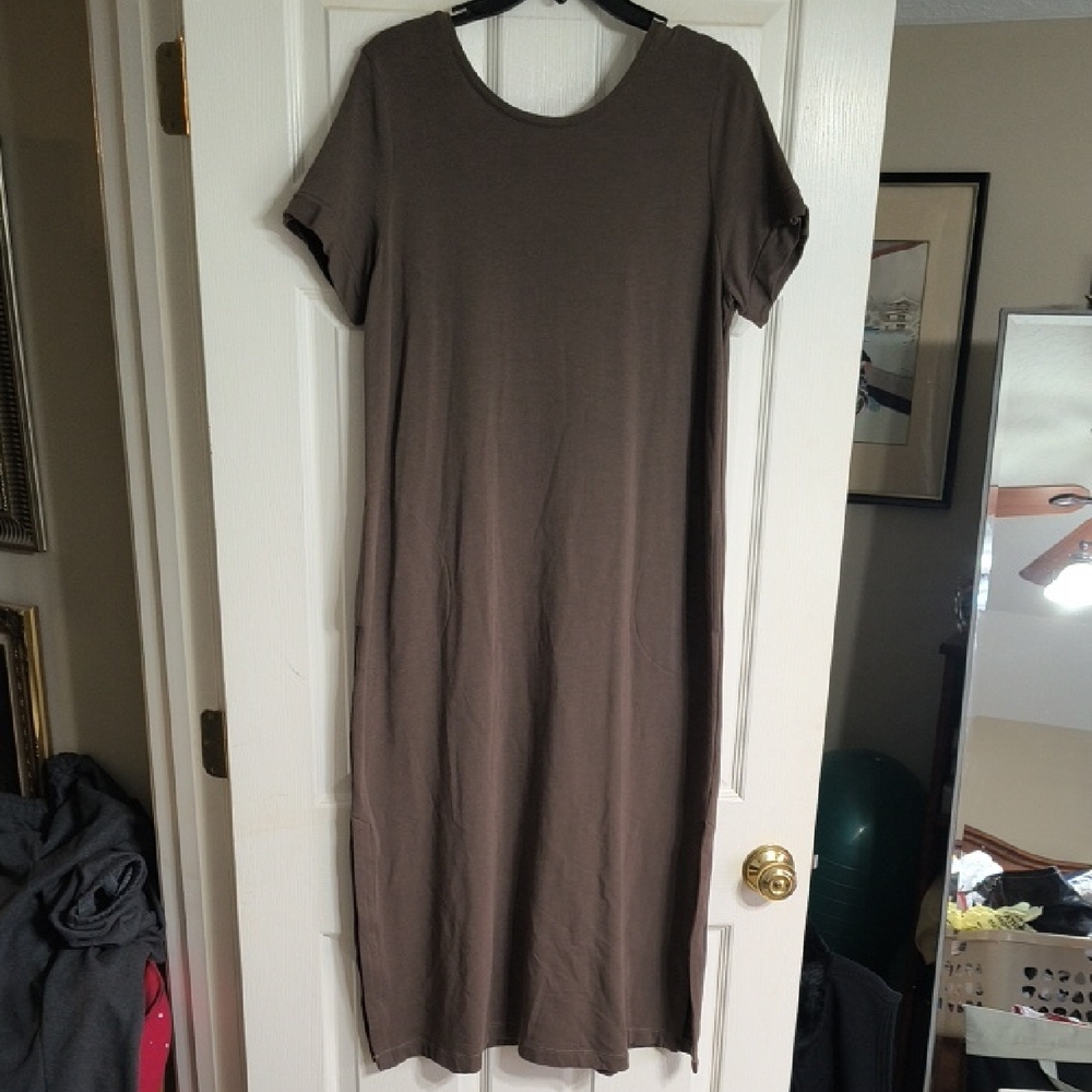 Elegant Brown Maxi Dress